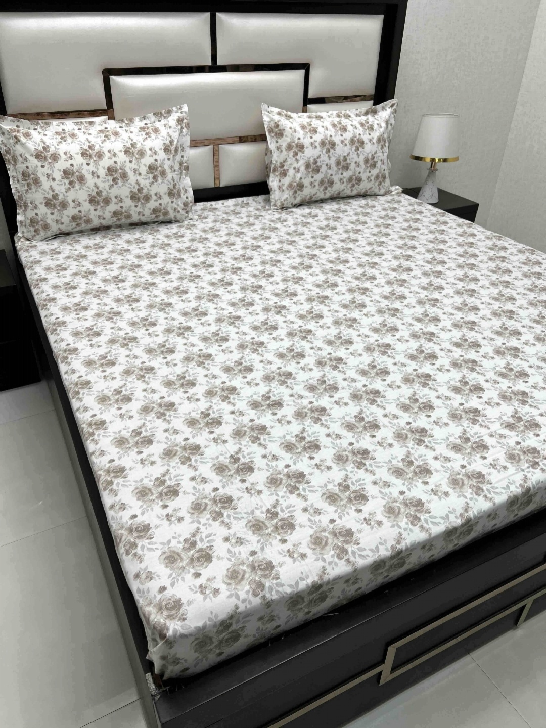 

Pure Decor White & Grey Floral 260 TC King Bedsheet with 2 Pillow Covers