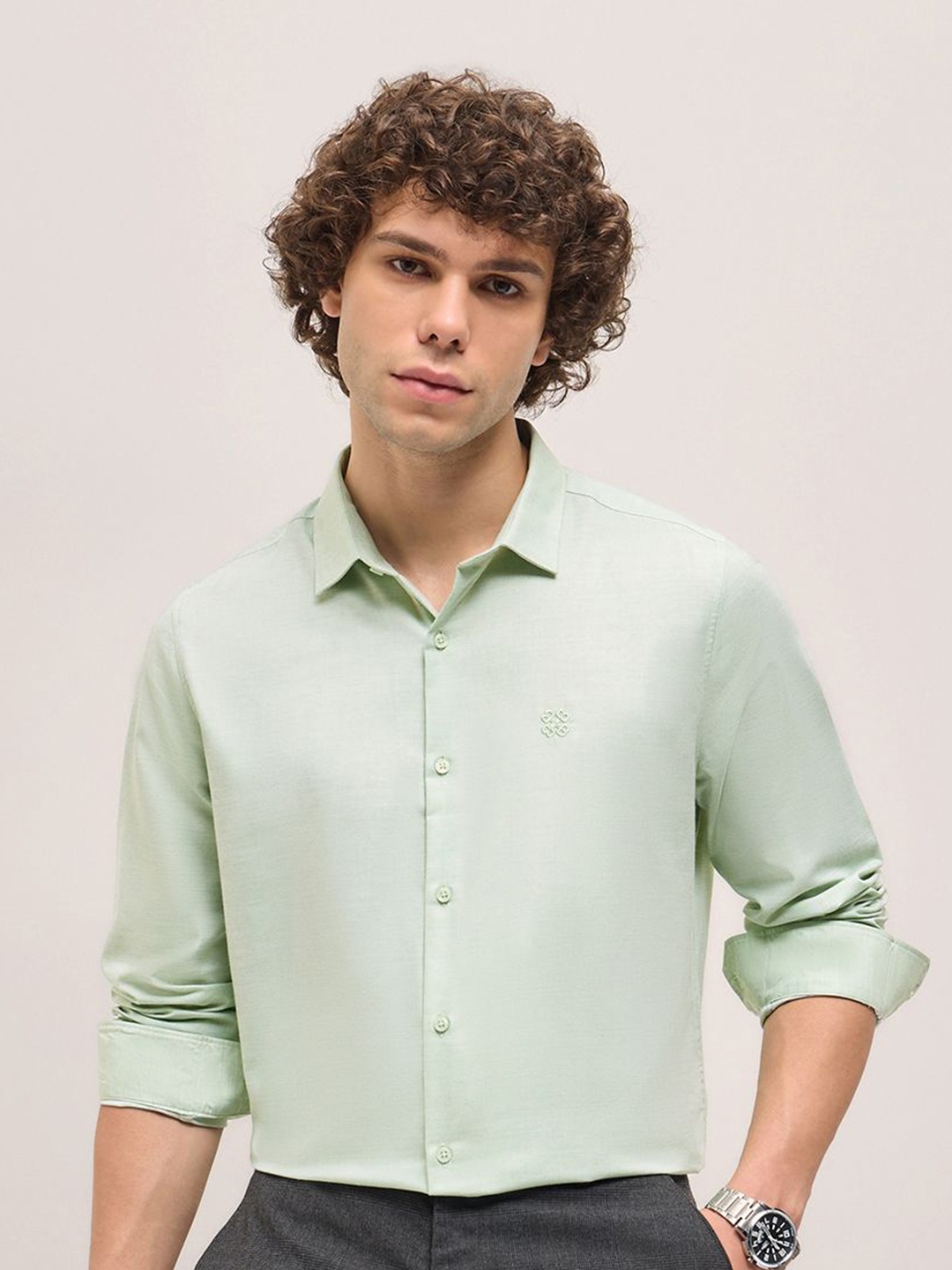 

THE BEAR HOUSE Men Spread Collar Solid Cotton Tailored Fit Formal Shirt, Green