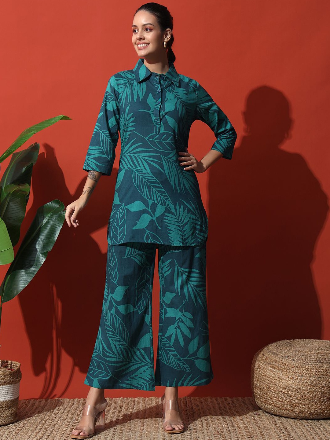

Vastralay Printed Pure Cotton Tunic With Trouser Co-Ords, Green