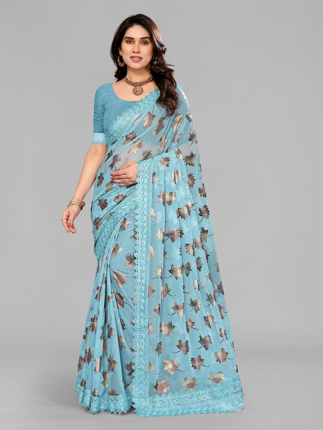 

VIJAYA VALLABH Floral Embroidered Saree, Blue