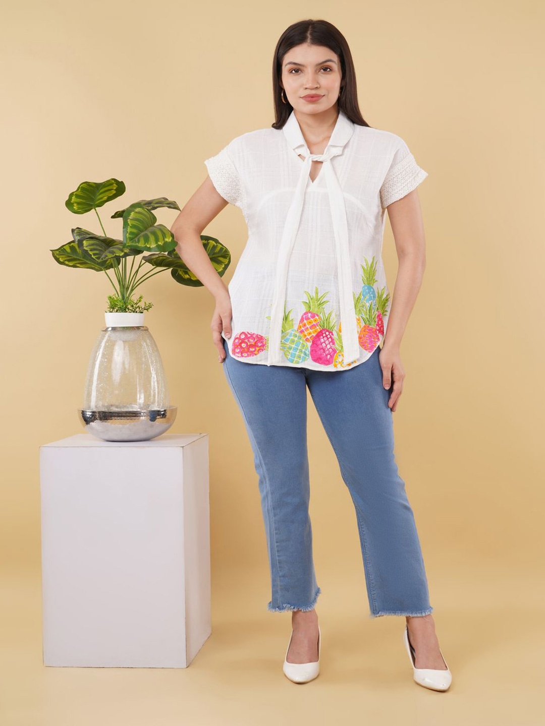 

Oskos Floral Embroidered Cotton Top, White