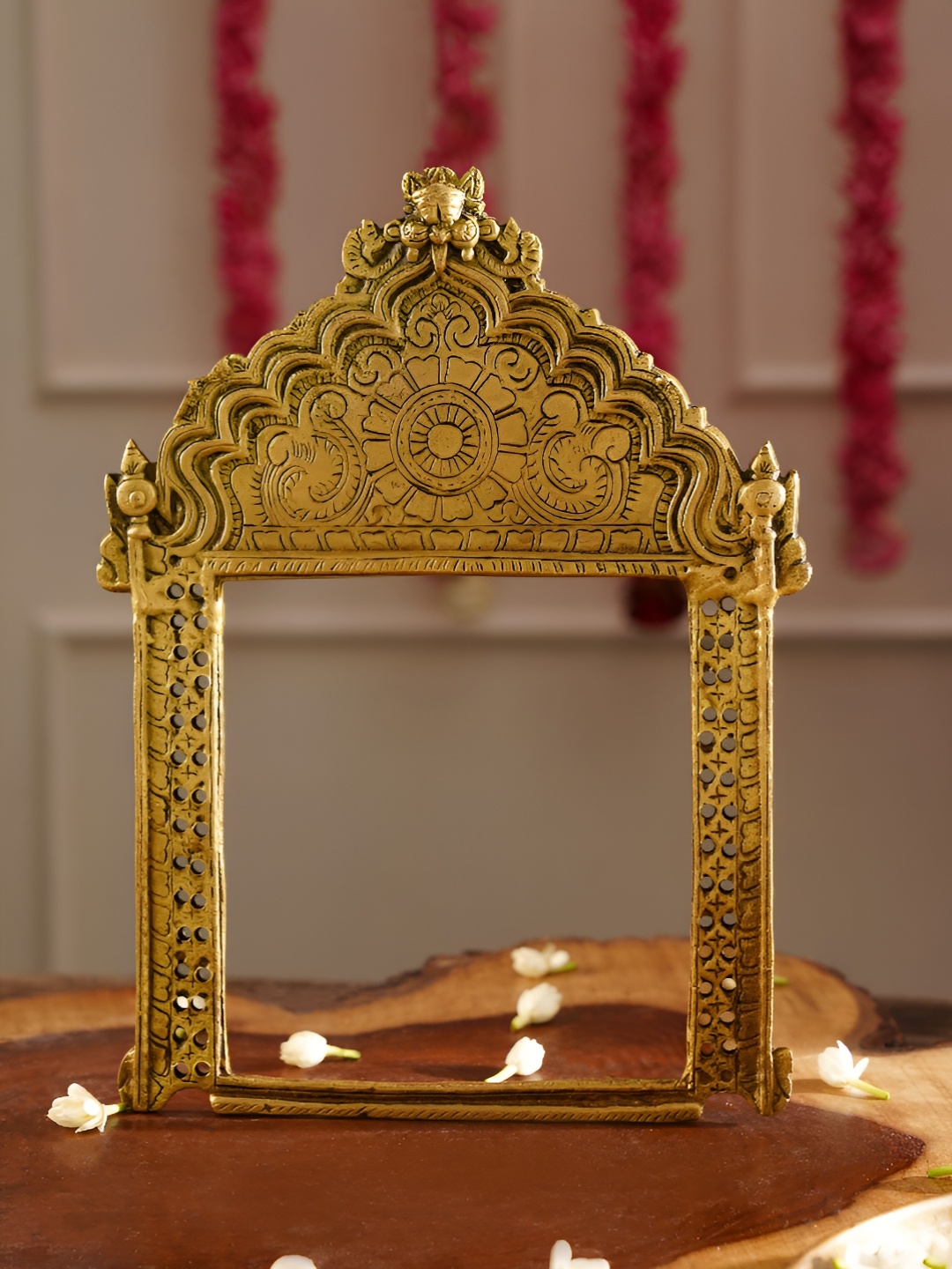 

Jaypore Antique Gold Brass Prabhavali