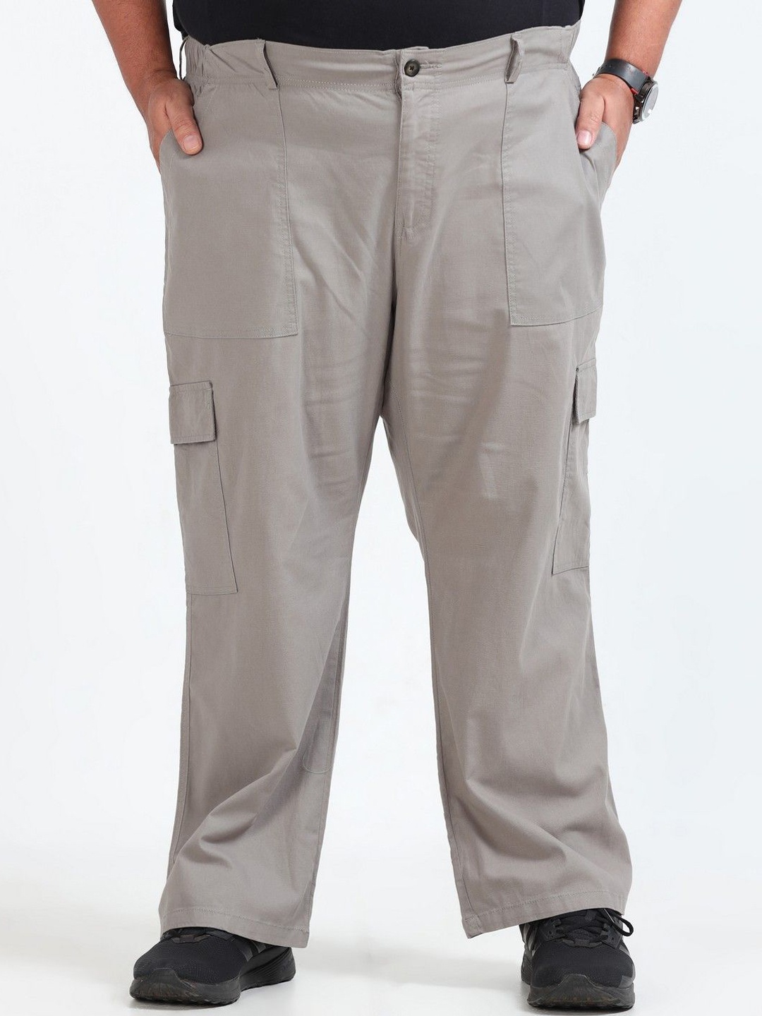 

NEVER NEUD Men Relaxed Loose Fit Curve Cargos Trousers, Beige