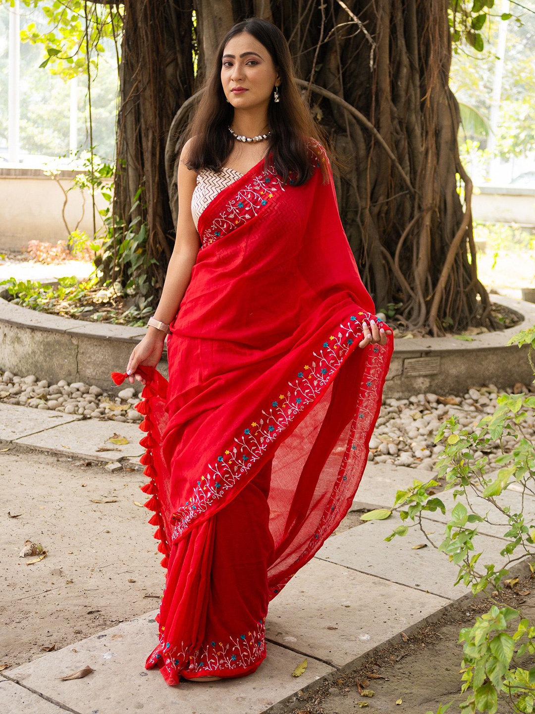

Uttariya Floral Pure Cotton Handloom Saree, Red