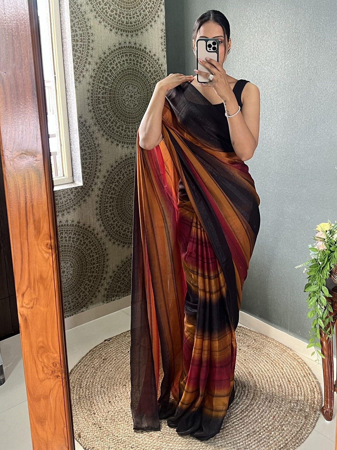 

KAYOMMI Striped Pure Crepe Ready to Wear Saree, Orange