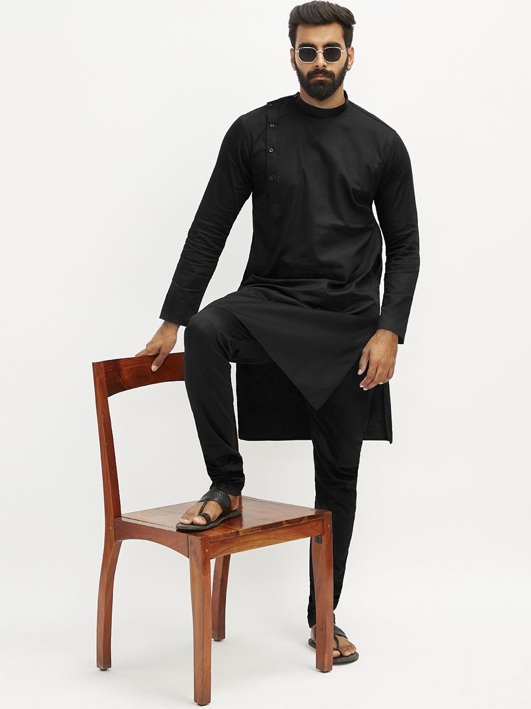 

VASTRAMAY Men Angrakha Kurta with Pyjamas, Black