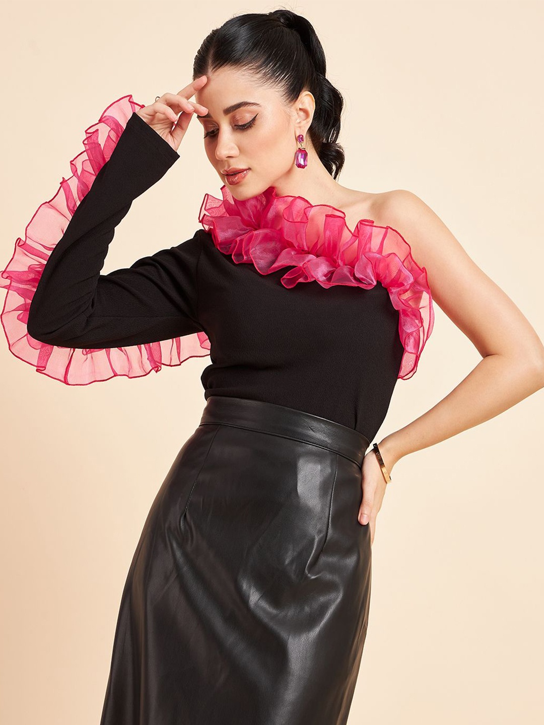 

Fabway Clothing One Shoulder Cold-Shoulder Ruffles Liva Crop Top, Black