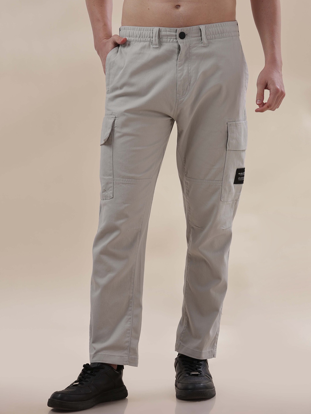 

HERE&NOW Men Slim Fit Cargos Trousers, Grey