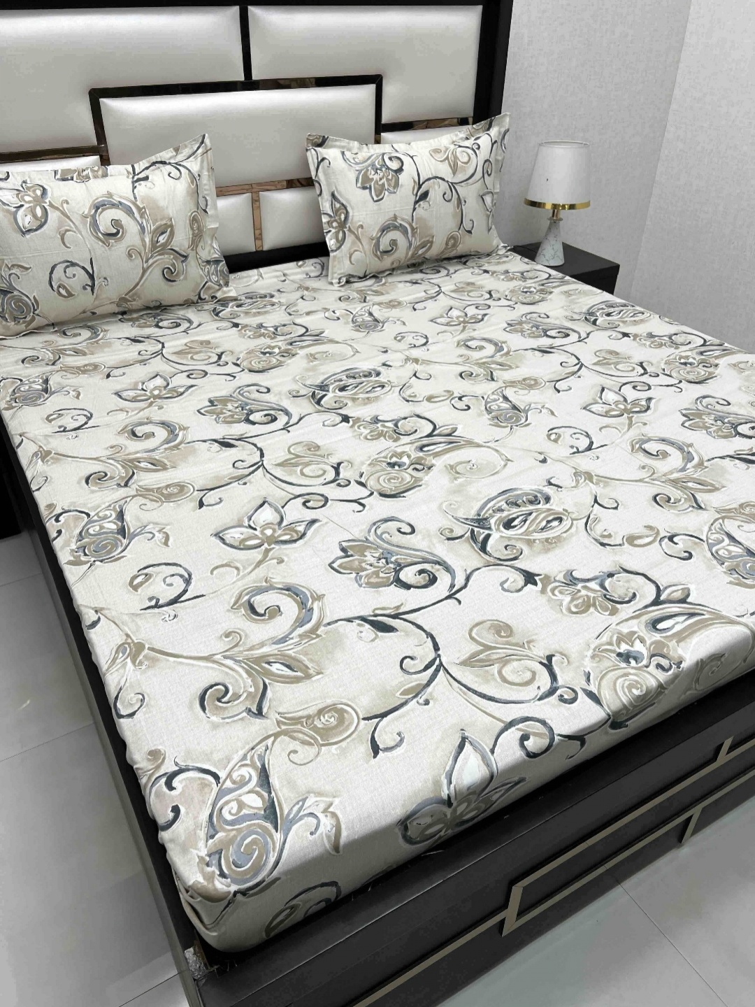 

Pure Decor White & Brown Ethnic Motifs 220 TC King Bedsheet with 2 Pillow Covers