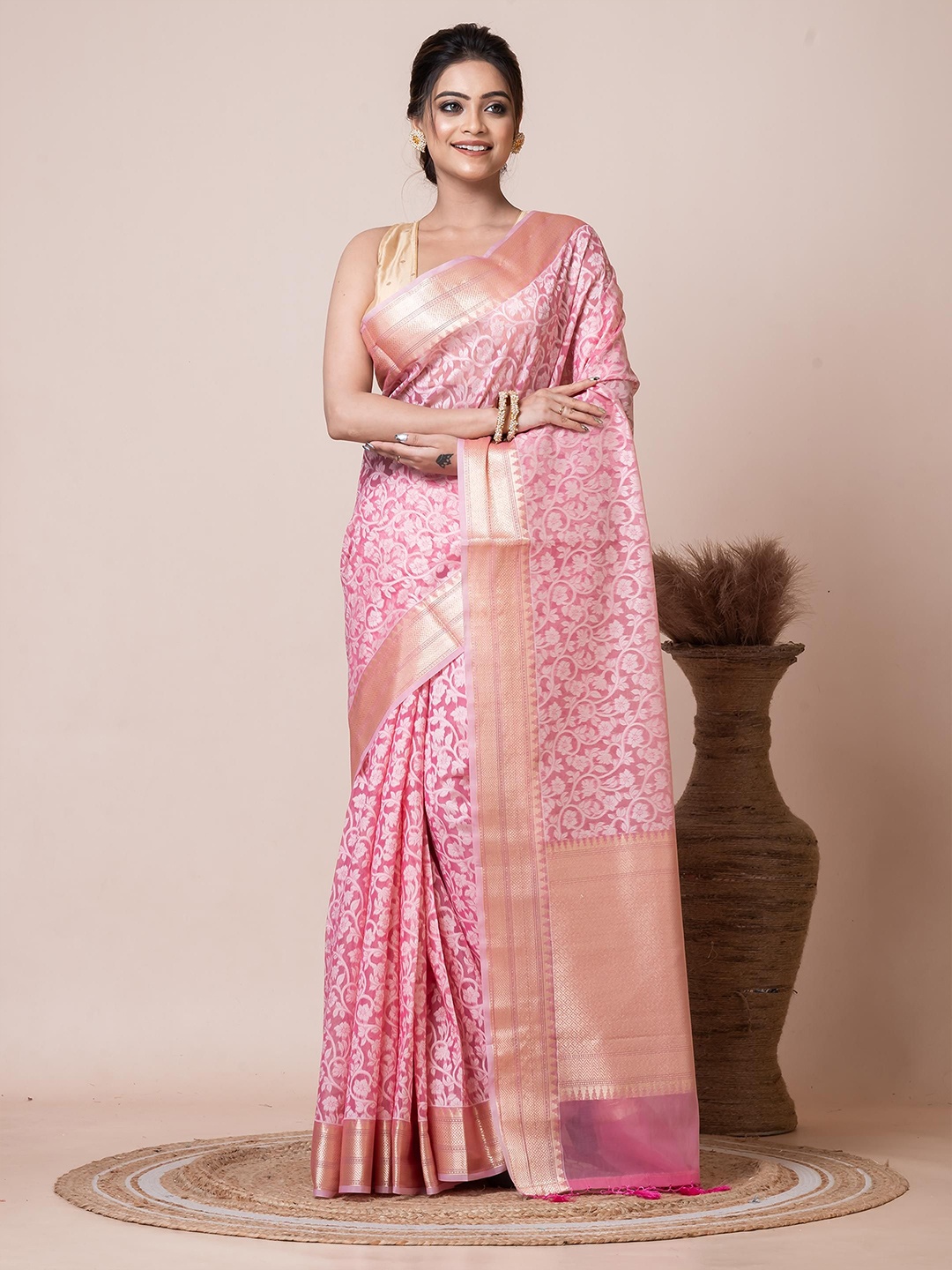 

VIBHAVARI Woven Design Zari Chanderi Saree, Pink