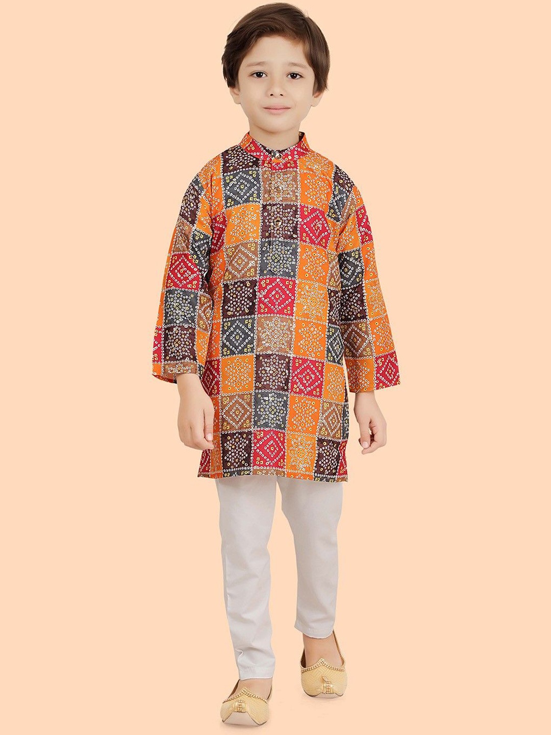 

Ethniks Neu-Ron Boys Bandhani Printed Regular Kurta with Pyjamas, Yellow