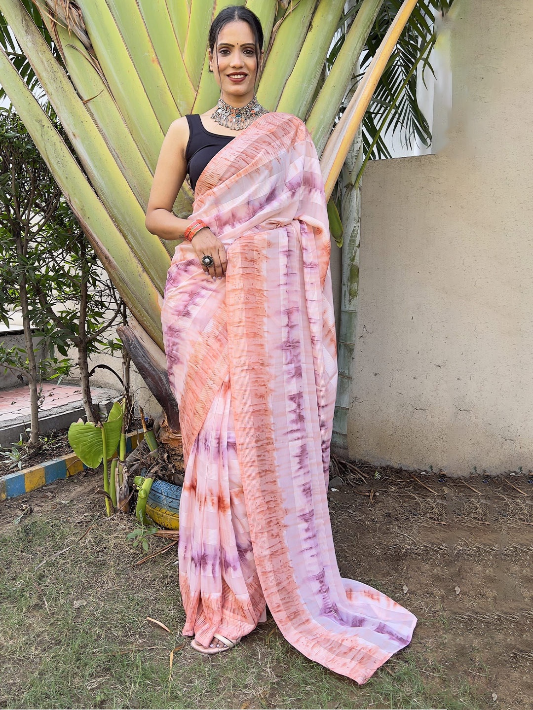 

KAYOMMI Tie and Dye Printed Pure Chiffon Ready to Wear Saree, Peach