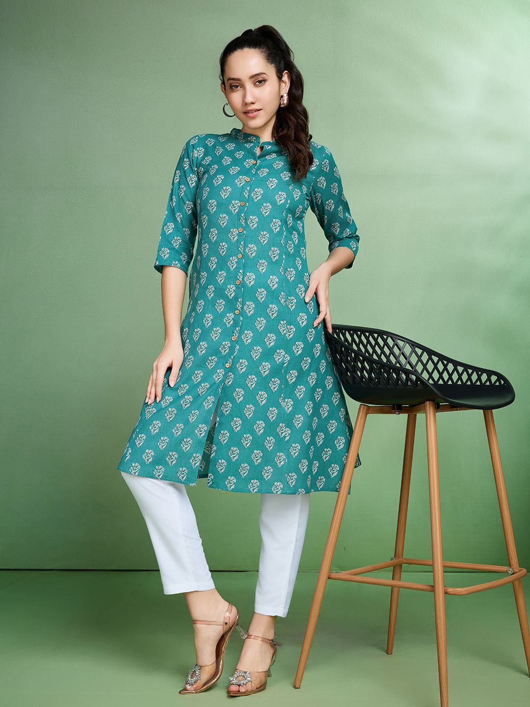 

Sangria Printed Pure Cotton Kurta, Green