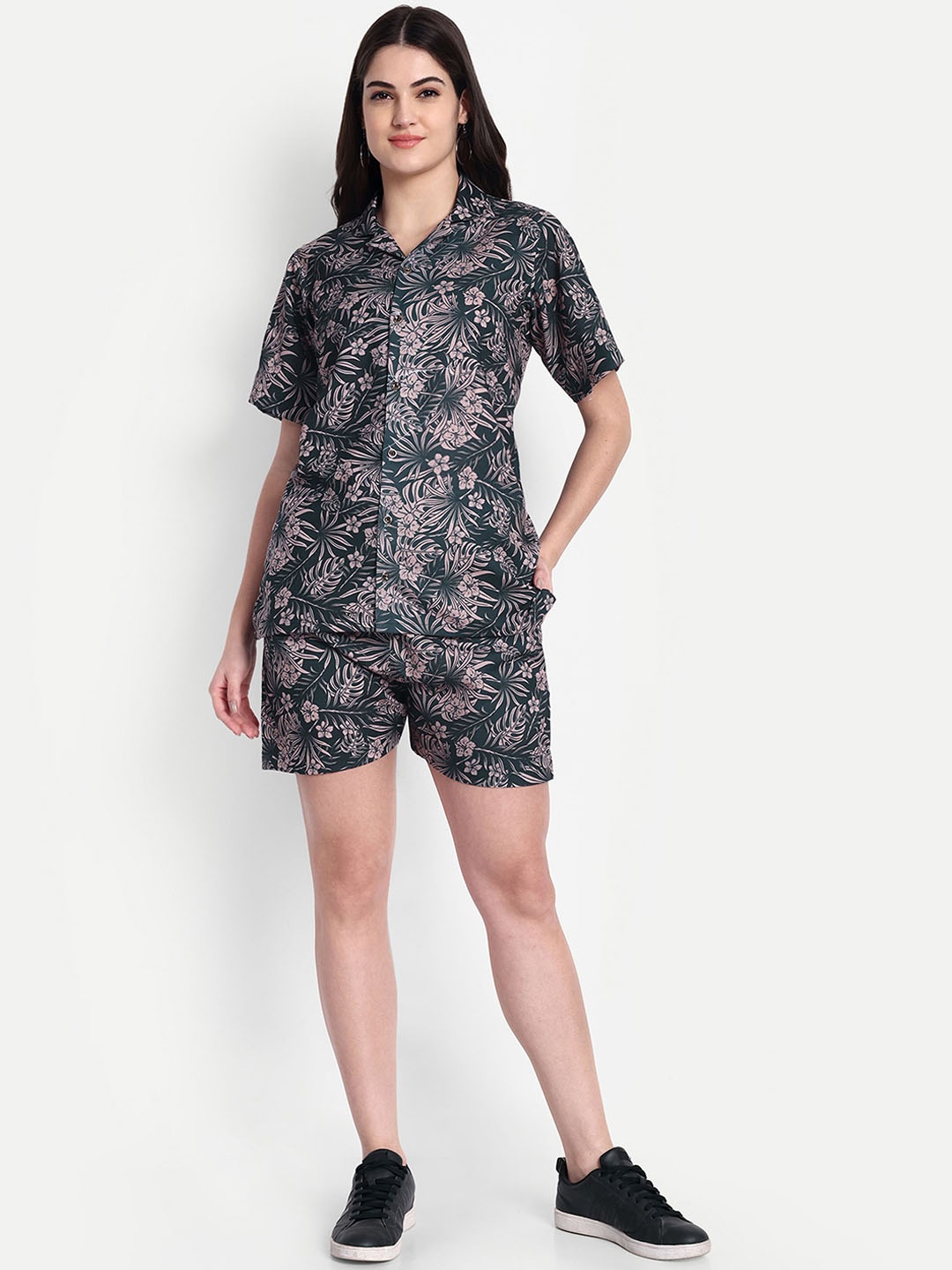 

TILISM Printed Pure Cotton Shirt With Shorts Co-Ords, Black