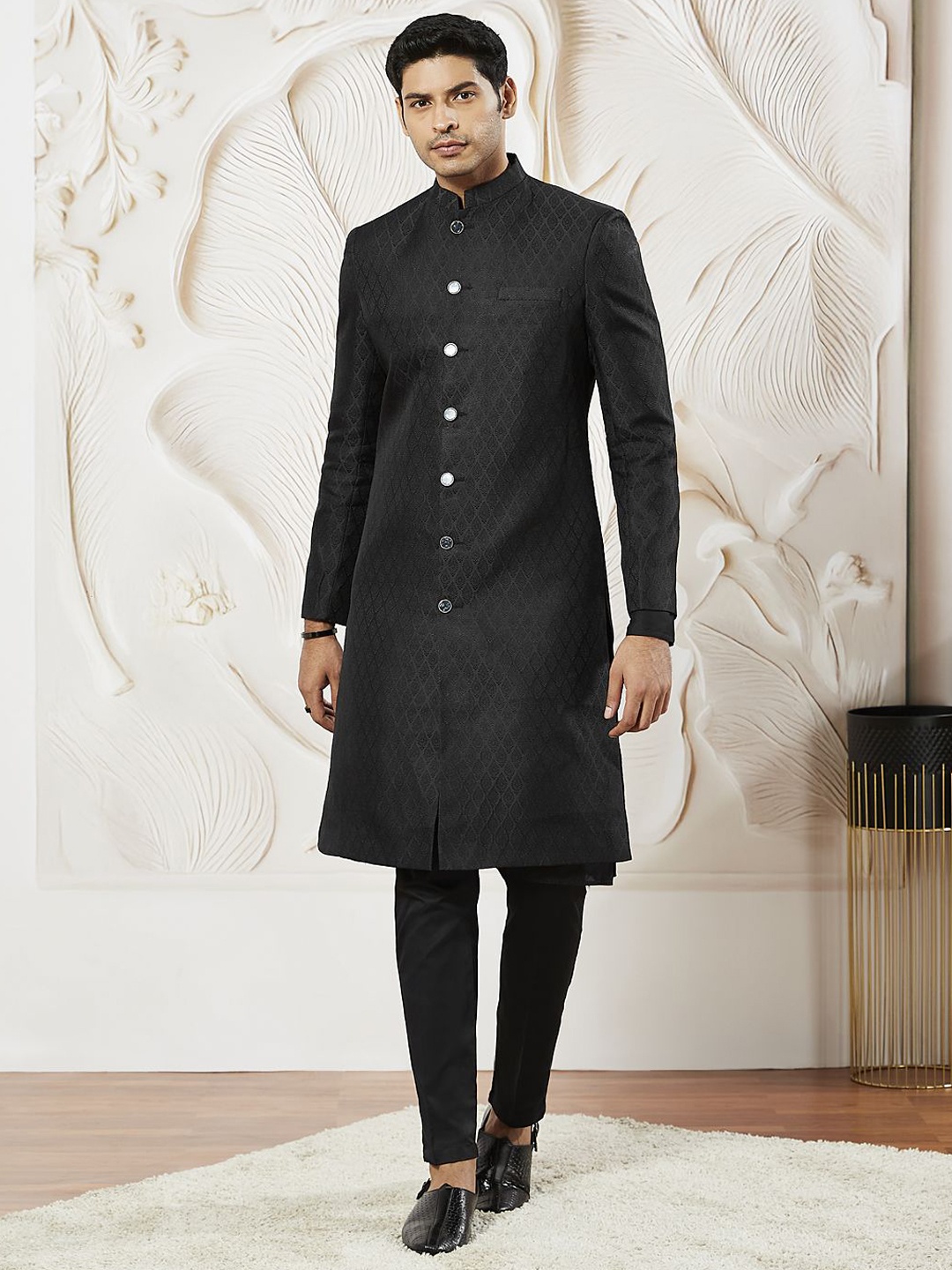 

VASTRAMAY Self Design Sherwani Set, Black