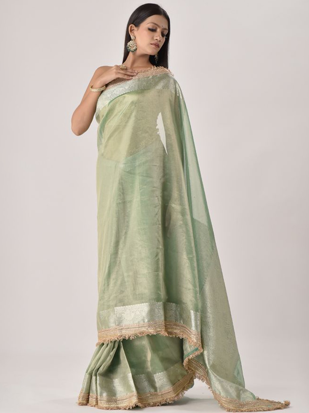 

sutra attire Zari Tissue Banarasi Saree, Green