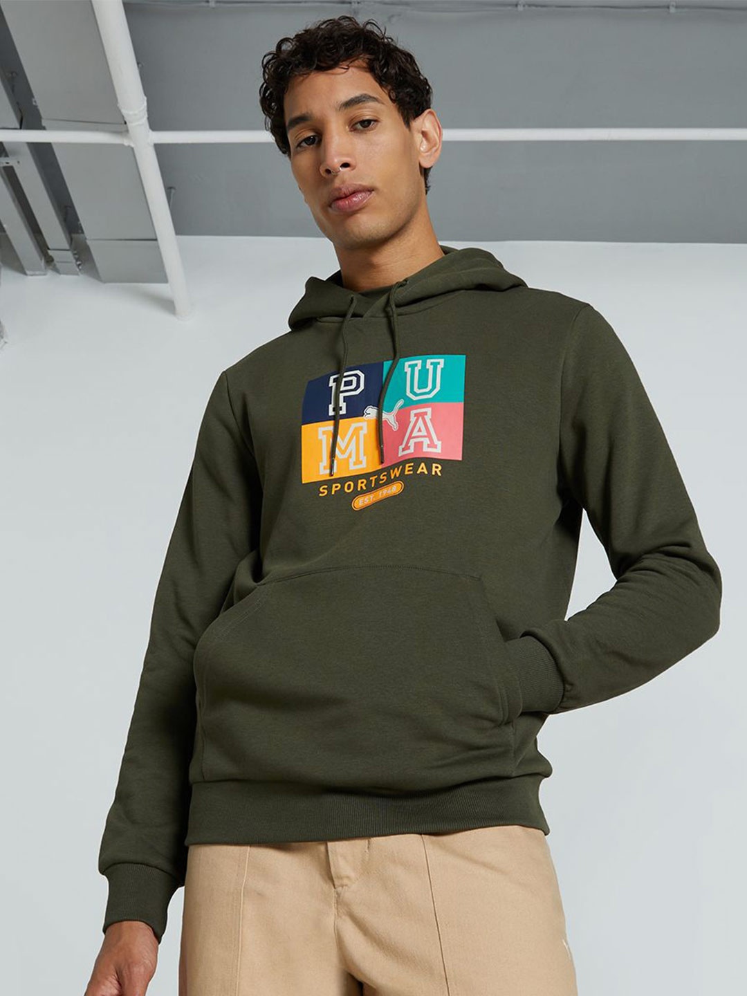 

Puma Men's Graphic Hoodie, Olive