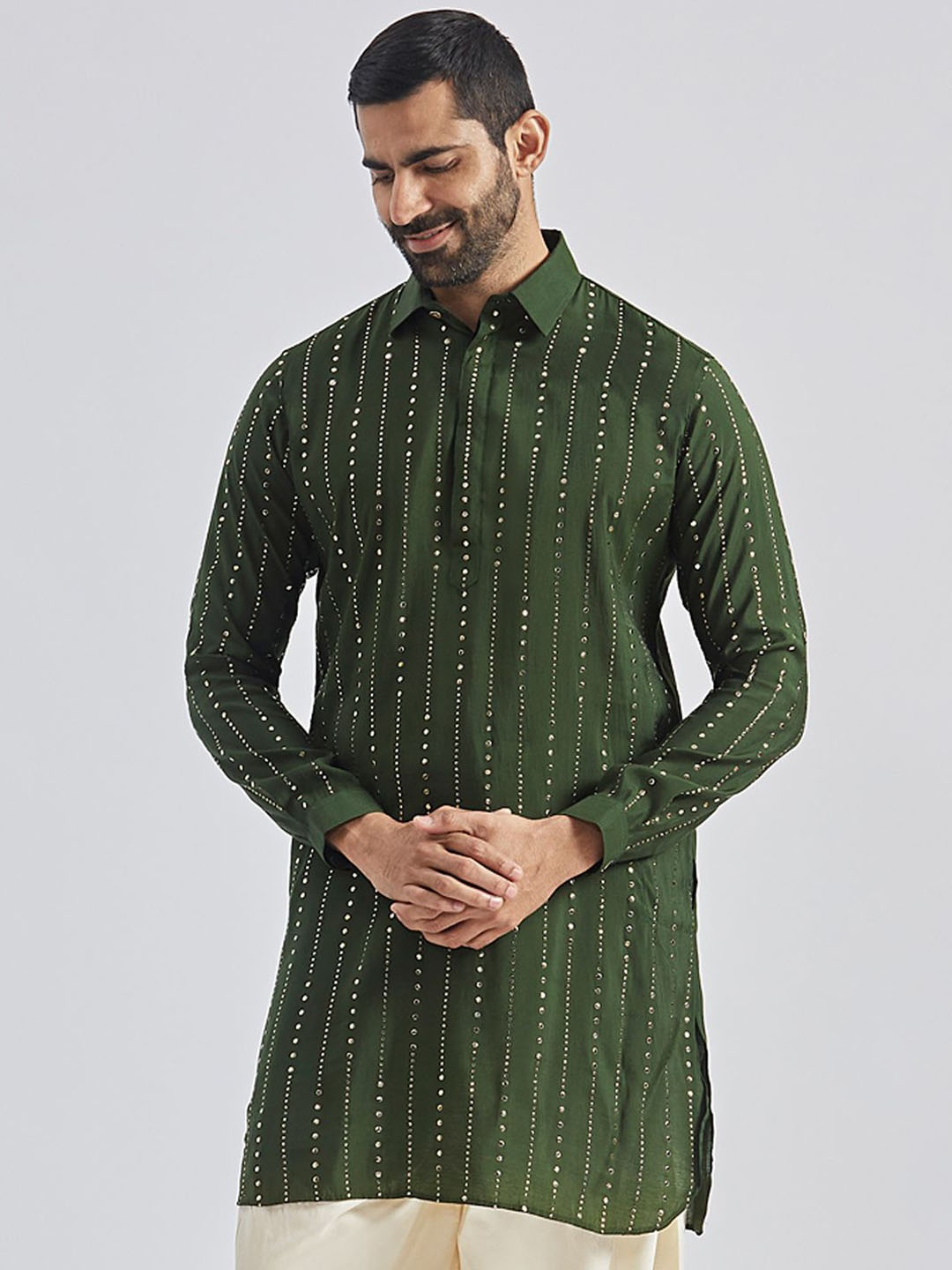 

VASTRAMAY Men Polka Dot Printed Pathani Kurta, Green