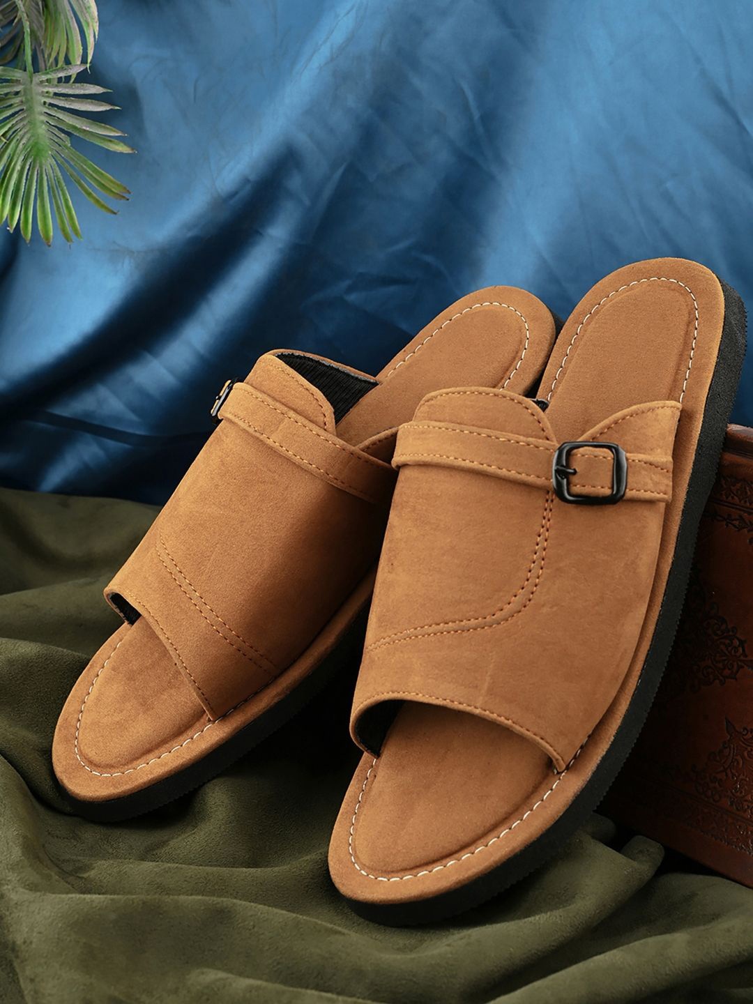 

Apratim Men Open Toe Flats, Tan