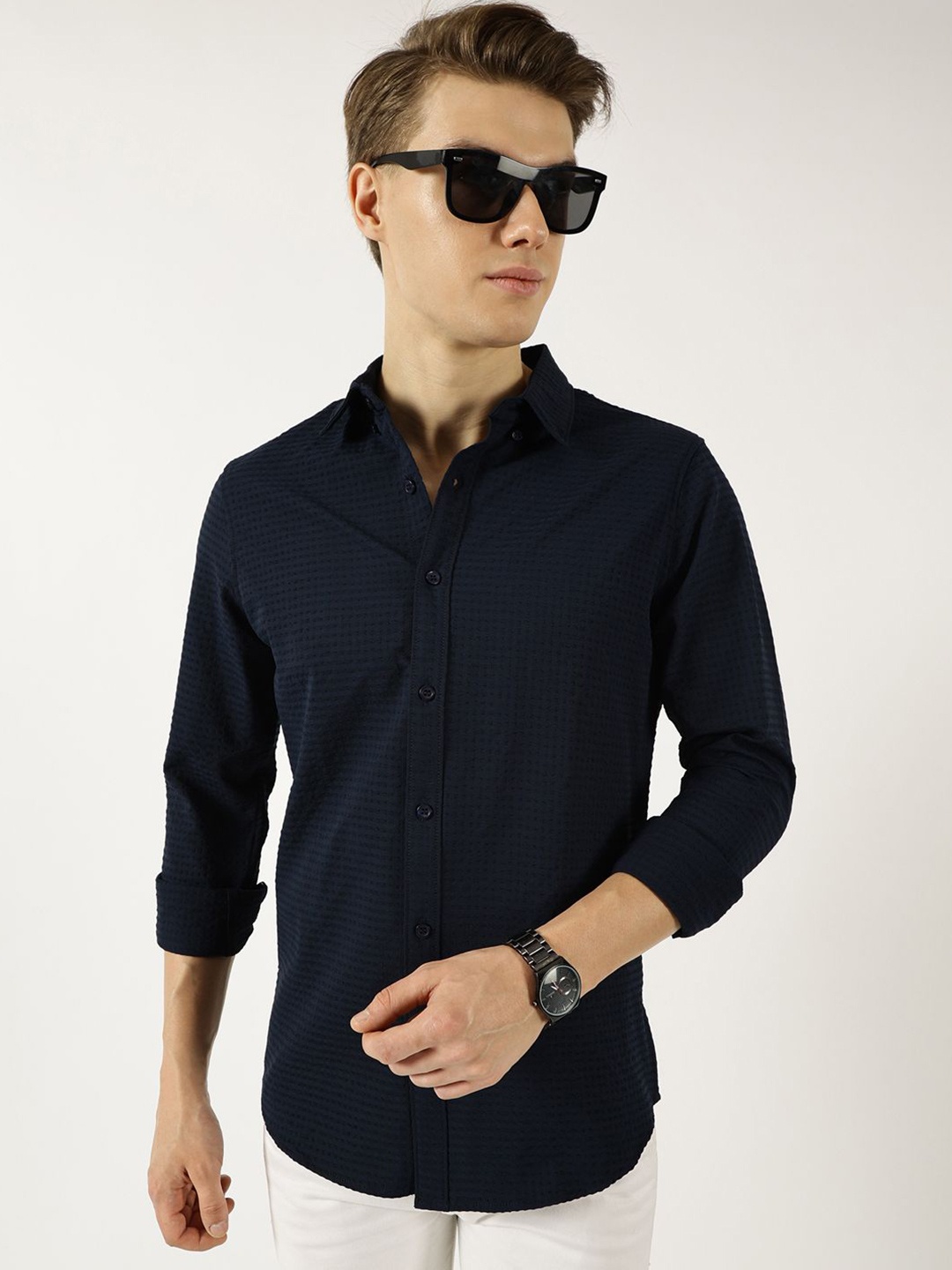 

Thomas Scott Men Classic Fit Spread Collar Textured Solid Slim Fit Casual Shirt, Navy blue