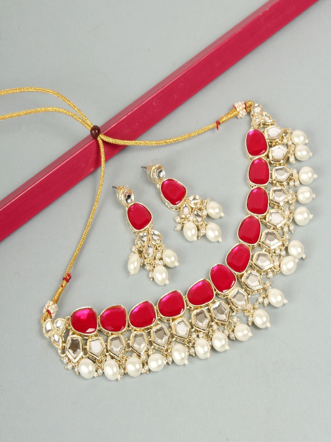 

Divisha Gold-Plated Kundan-Studded & Beaded Jewellery Set, Pink