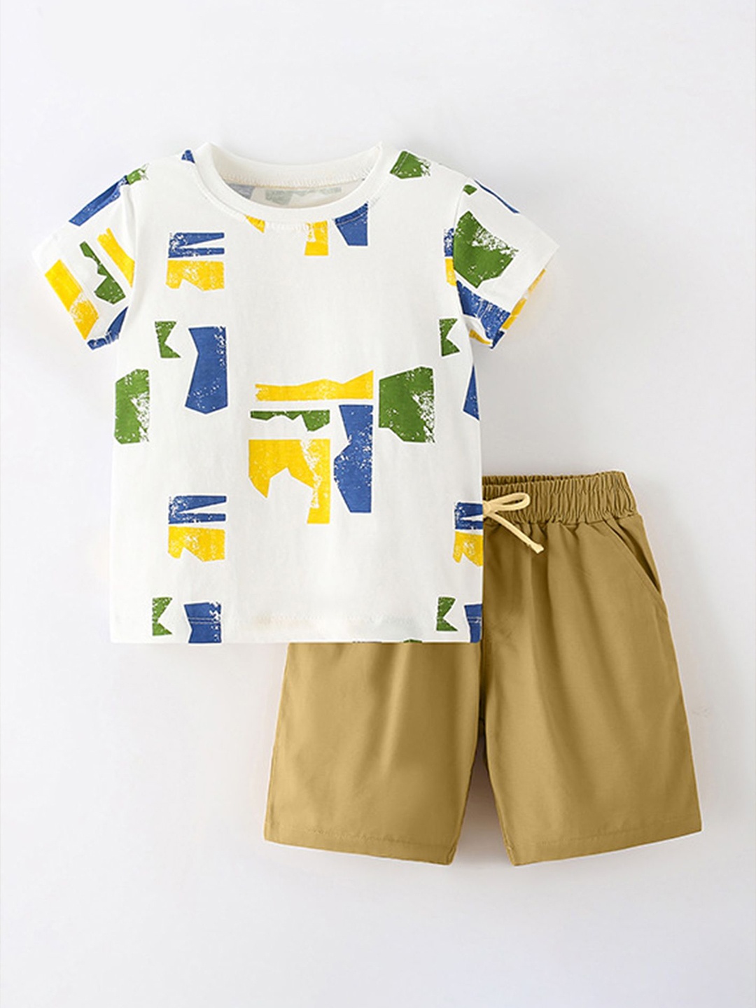 

LULU & SKY Boys Printed T-shirt with Shorts, Green