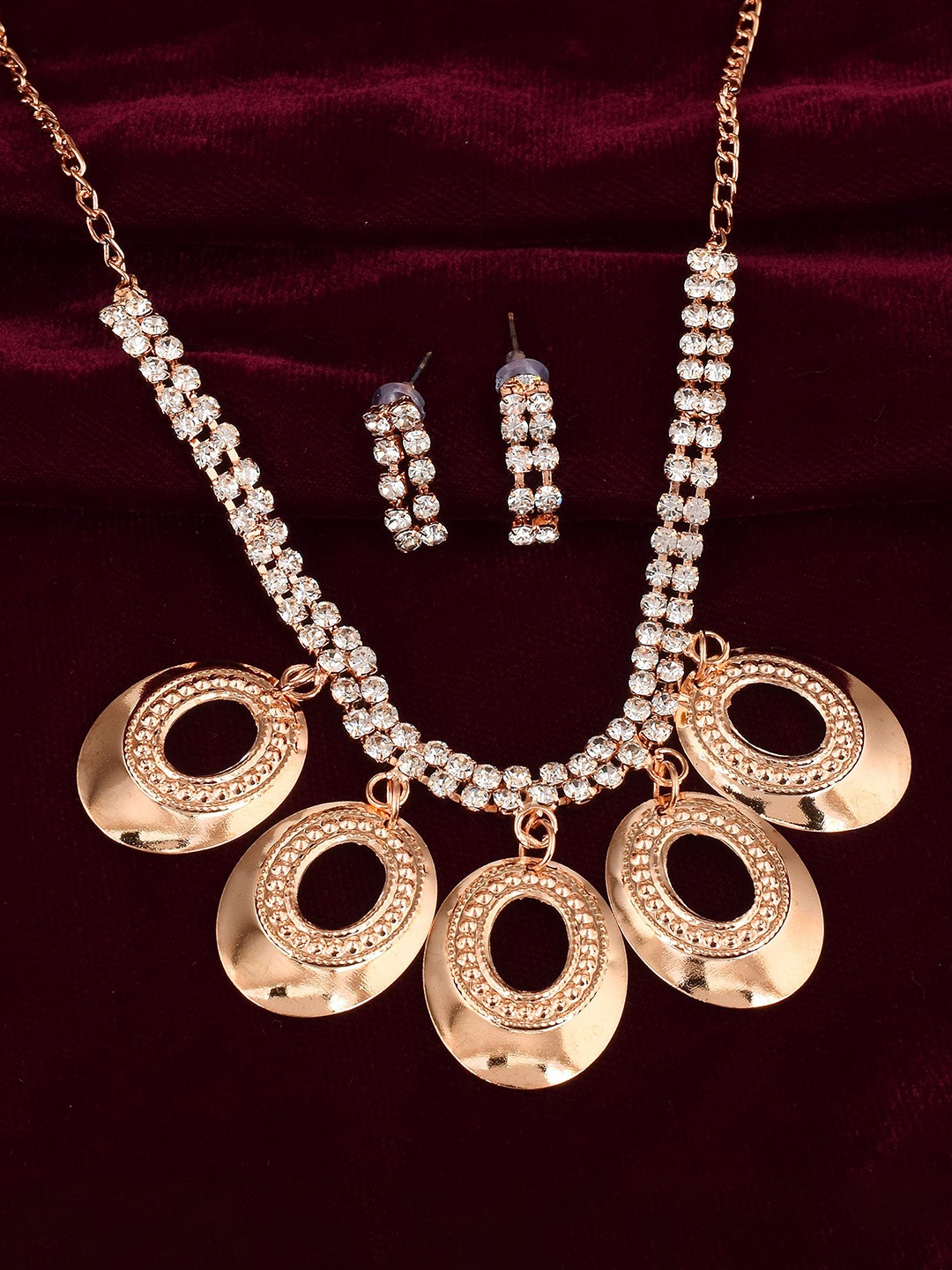 

MEMOIR Gold plated Necklace Set