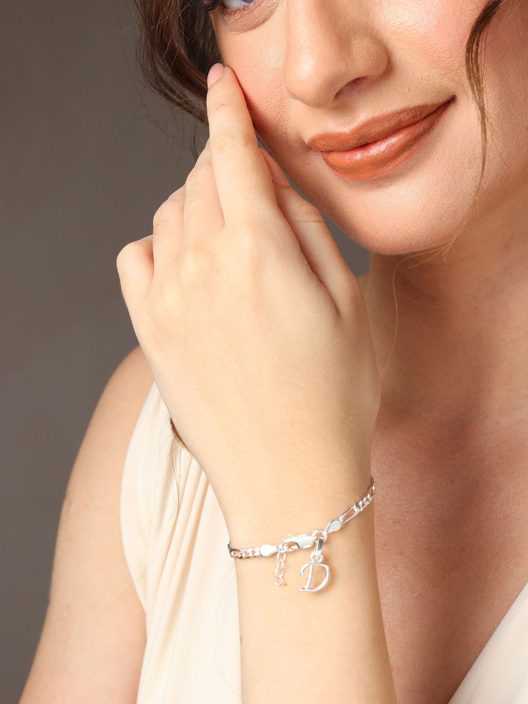 

AKSHAT SAPPHIRE Women Sterling Silver Charm Bracelet
