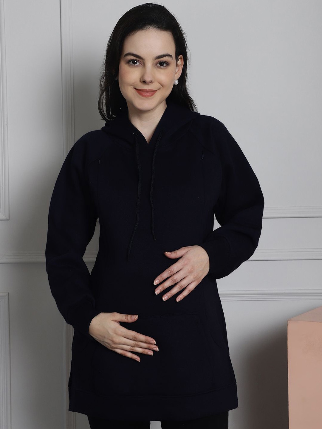 

Secret Wish Winter Maternity Pullover Sweatshirt, Black