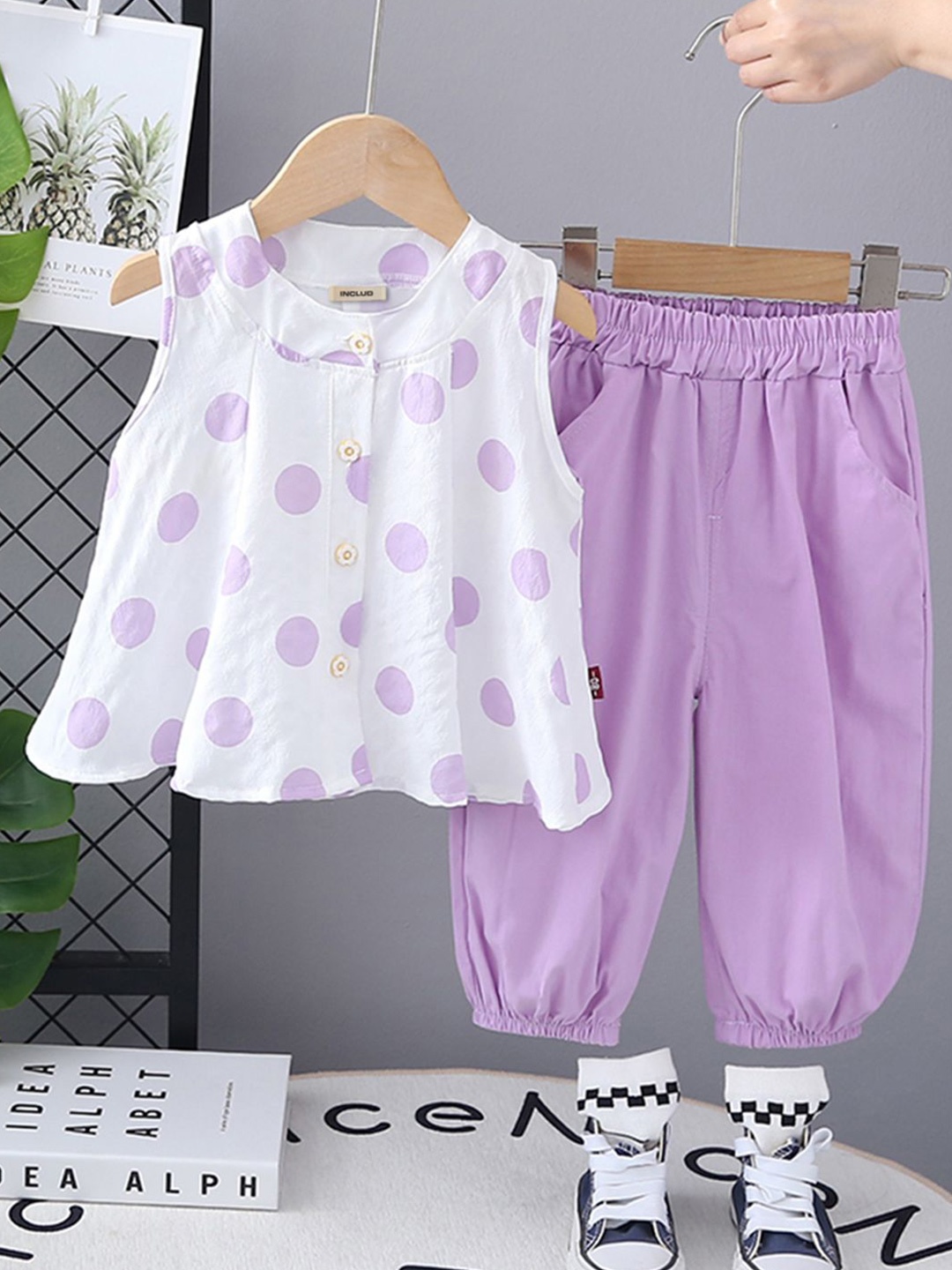 

INCLUD Girls Printed Top with Trousers, Purple