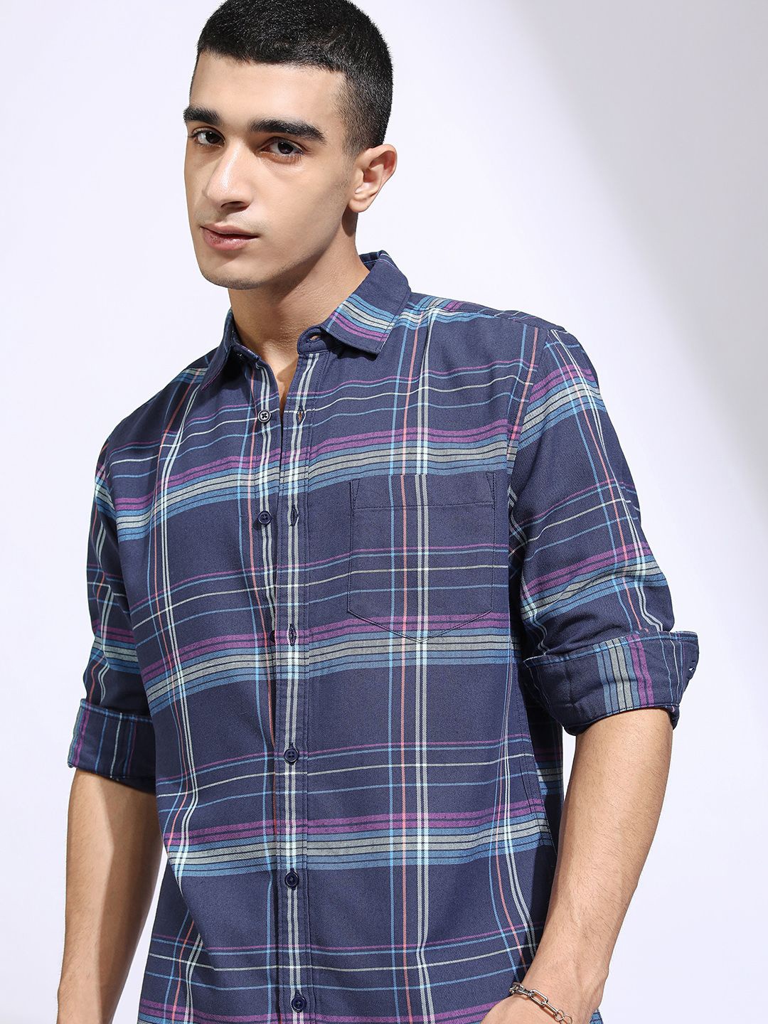 

HIGHLANDER Men Checked Regular Fit Casual Shirt, Blue