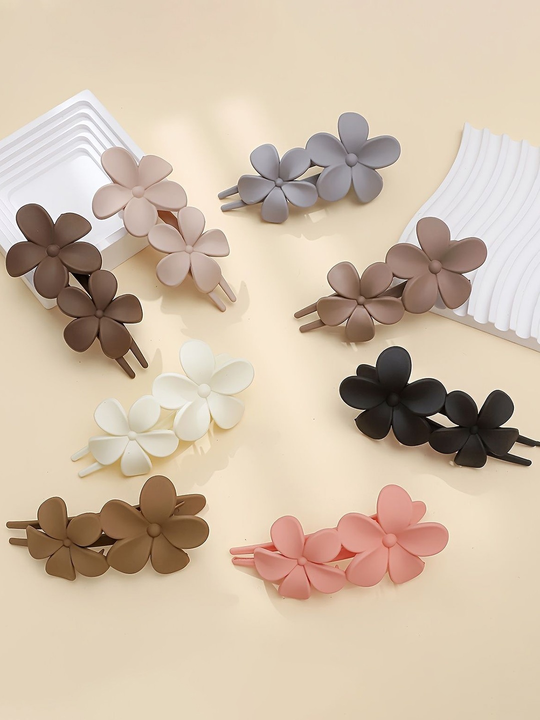 

CHRONEX Set Of 8 Women Alligator Hair Clip -Assorted