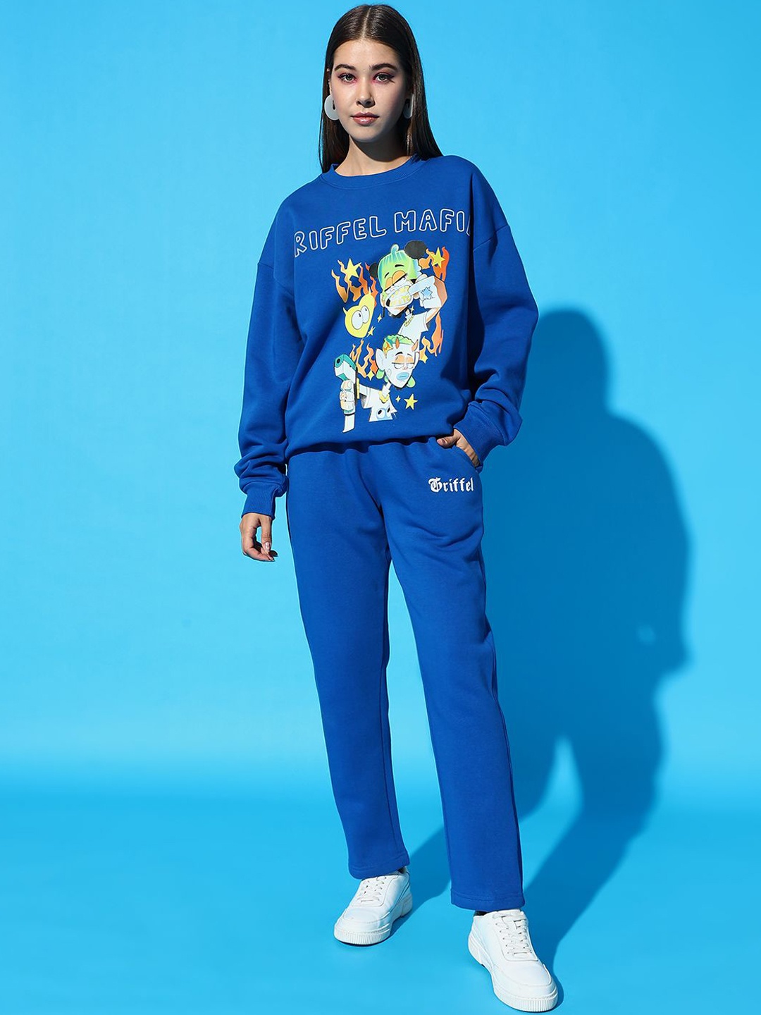 

GRIFFEL Women Graphic Printed Sweatshirt With Trousers Co-Ords, Turquoise blue