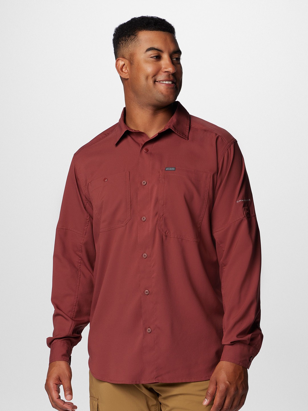 

Columbia Men Classic Spread Collar Solid Casual Shirt, Red