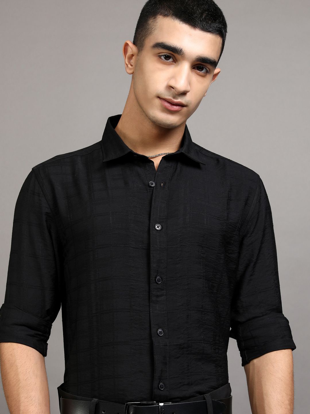 

HIGHLANDER Men Jacquard Textured Checked Occasion Shirt, Black