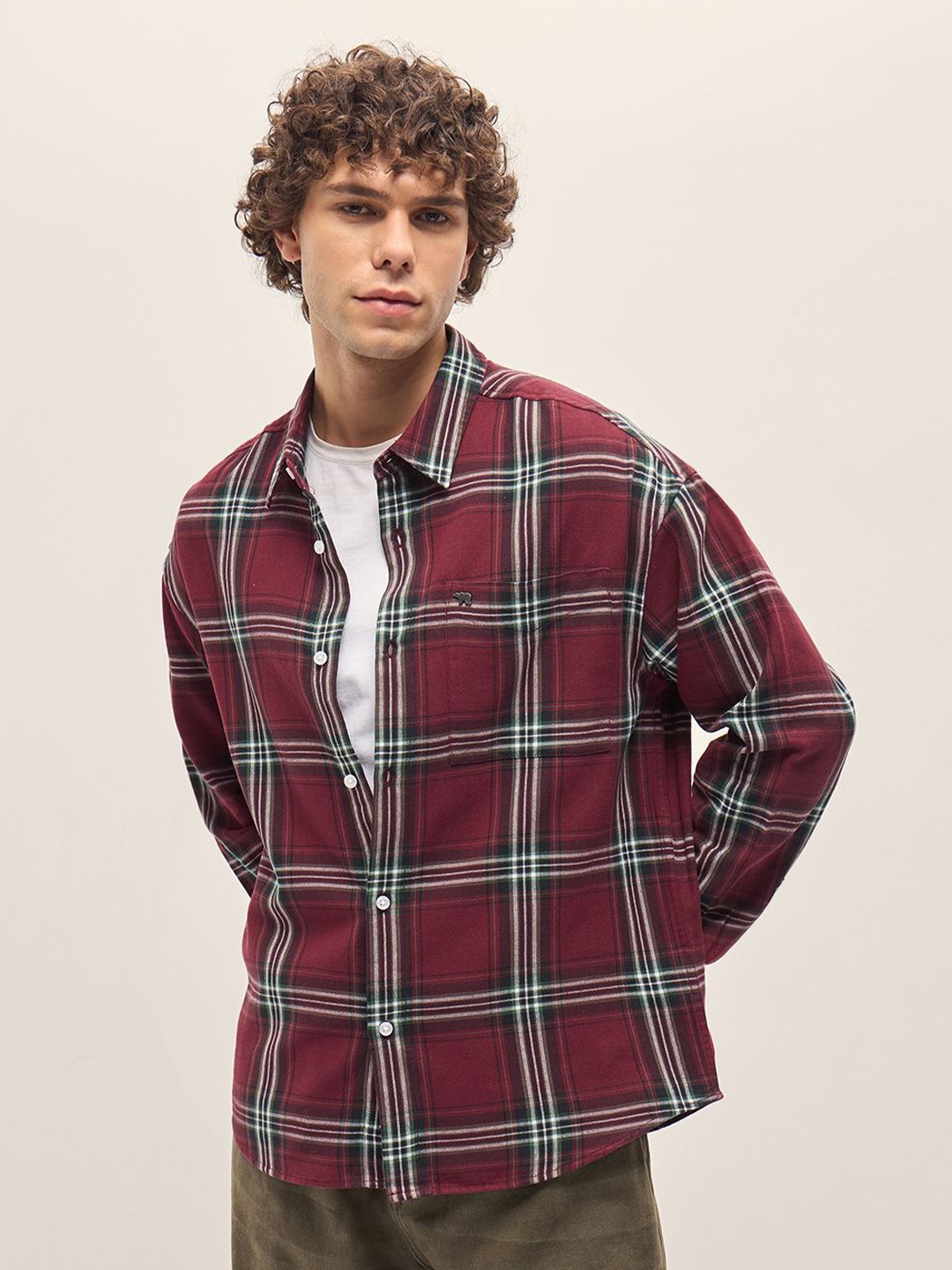 

THE BEAR HOUSE Men Spread Collar Tartan Checked Cotton Relaxed Fit Casual Shirt, Red