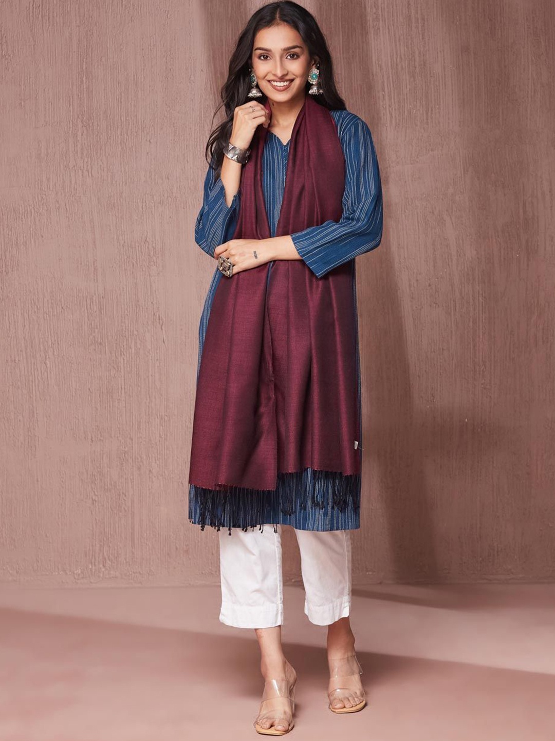 

Fabindia Women Wool Blend Woven Stole, Maroon