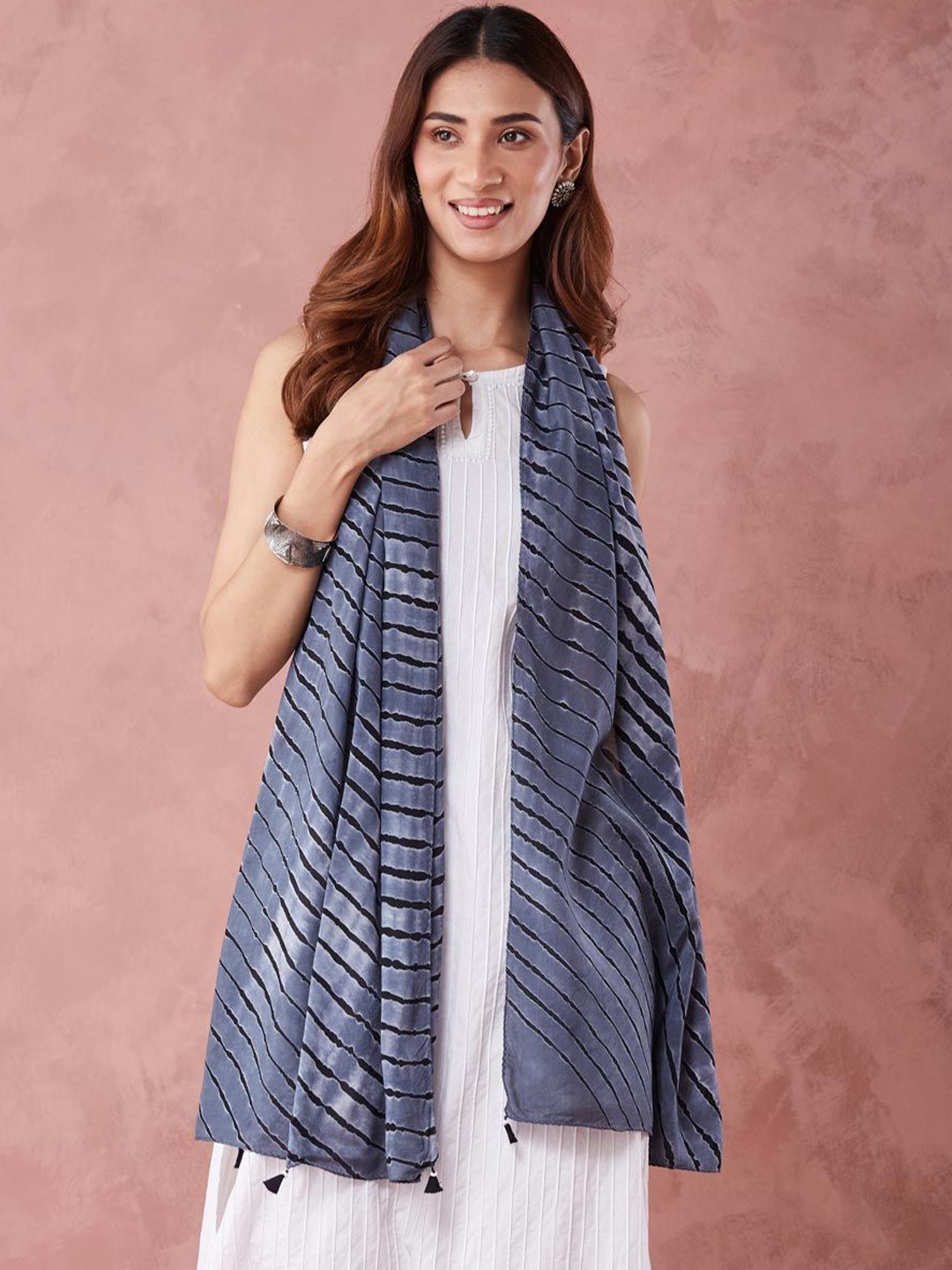 

Fabindia Grey Viscose Stole