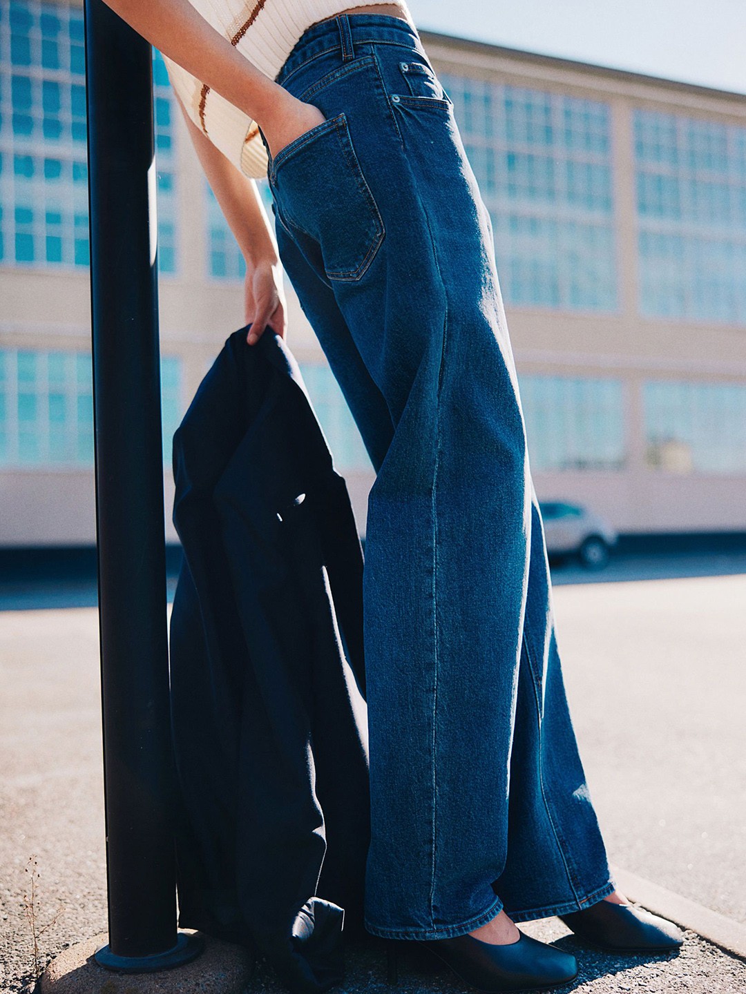 

H&M High Rise Tapered Jeans, Blue