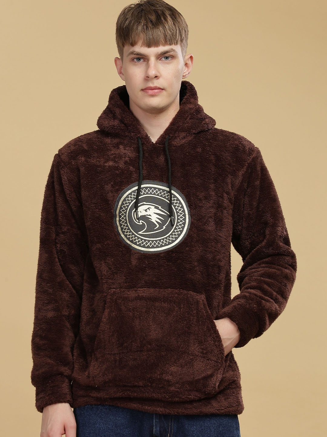 

WE PERFECT Men Long Sleeve Hooded Sweatshirt, Brown