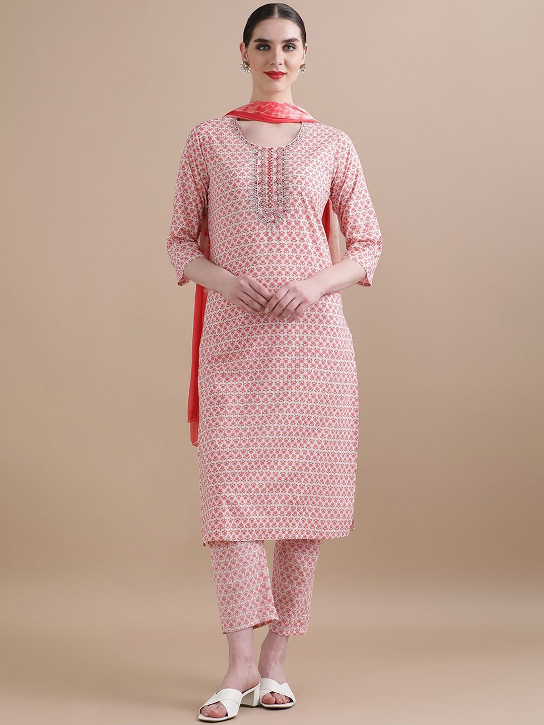 

Jaipur Kurti Ethnic Motifs Embroidered Pure Cotton Kurta With Trousers With Dupatta, Red