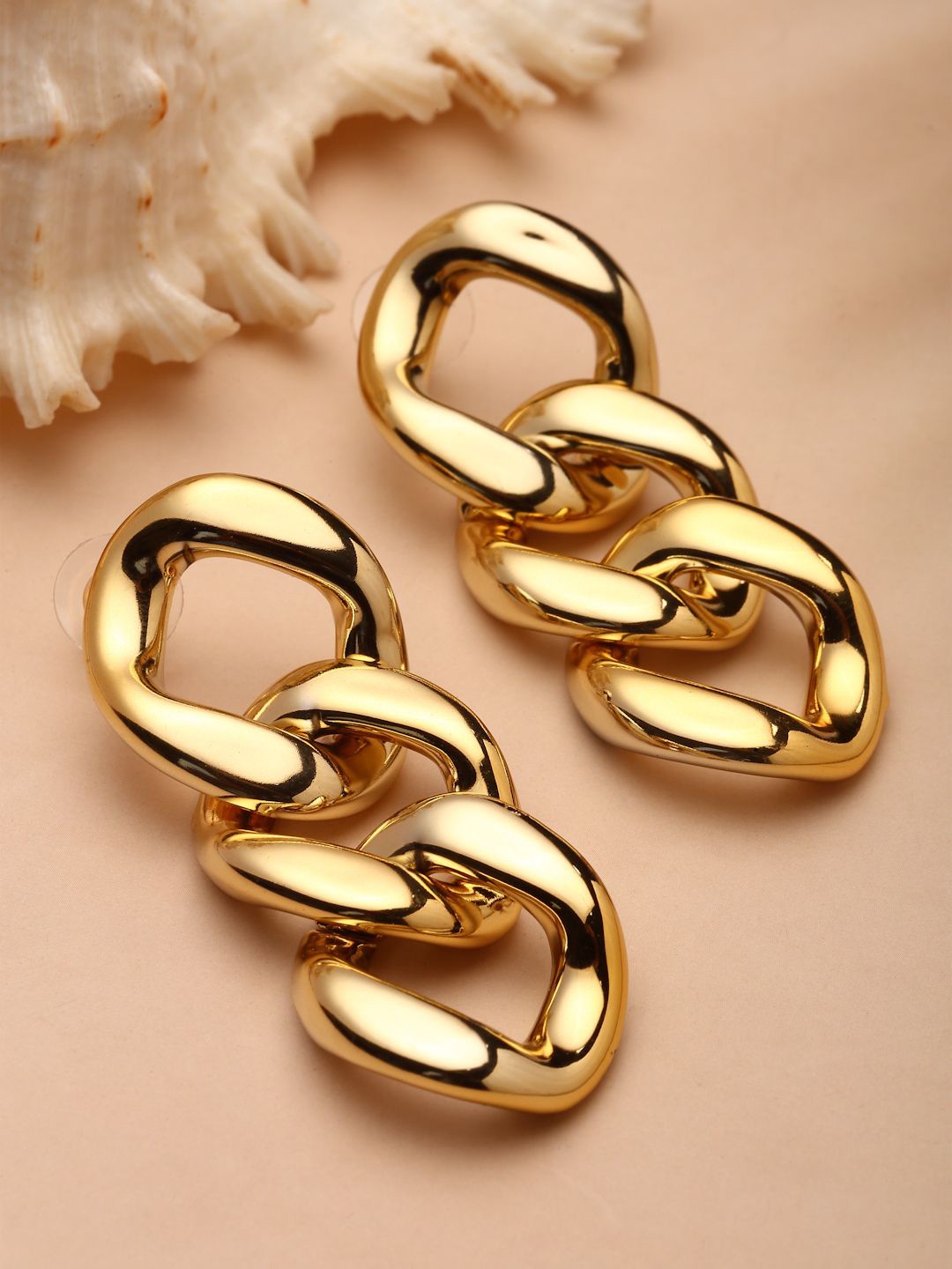 

DressBerry Gold-Plated Contemporary Drop Earrings
