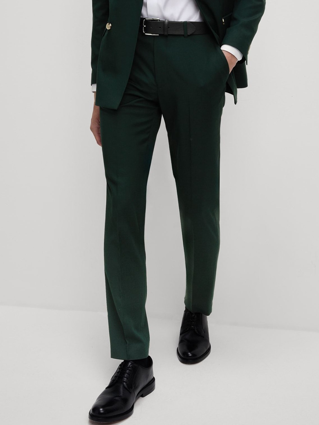 

Marks & Spencer Men Slim Fit Mid-Rise Chinos Trousers, Green