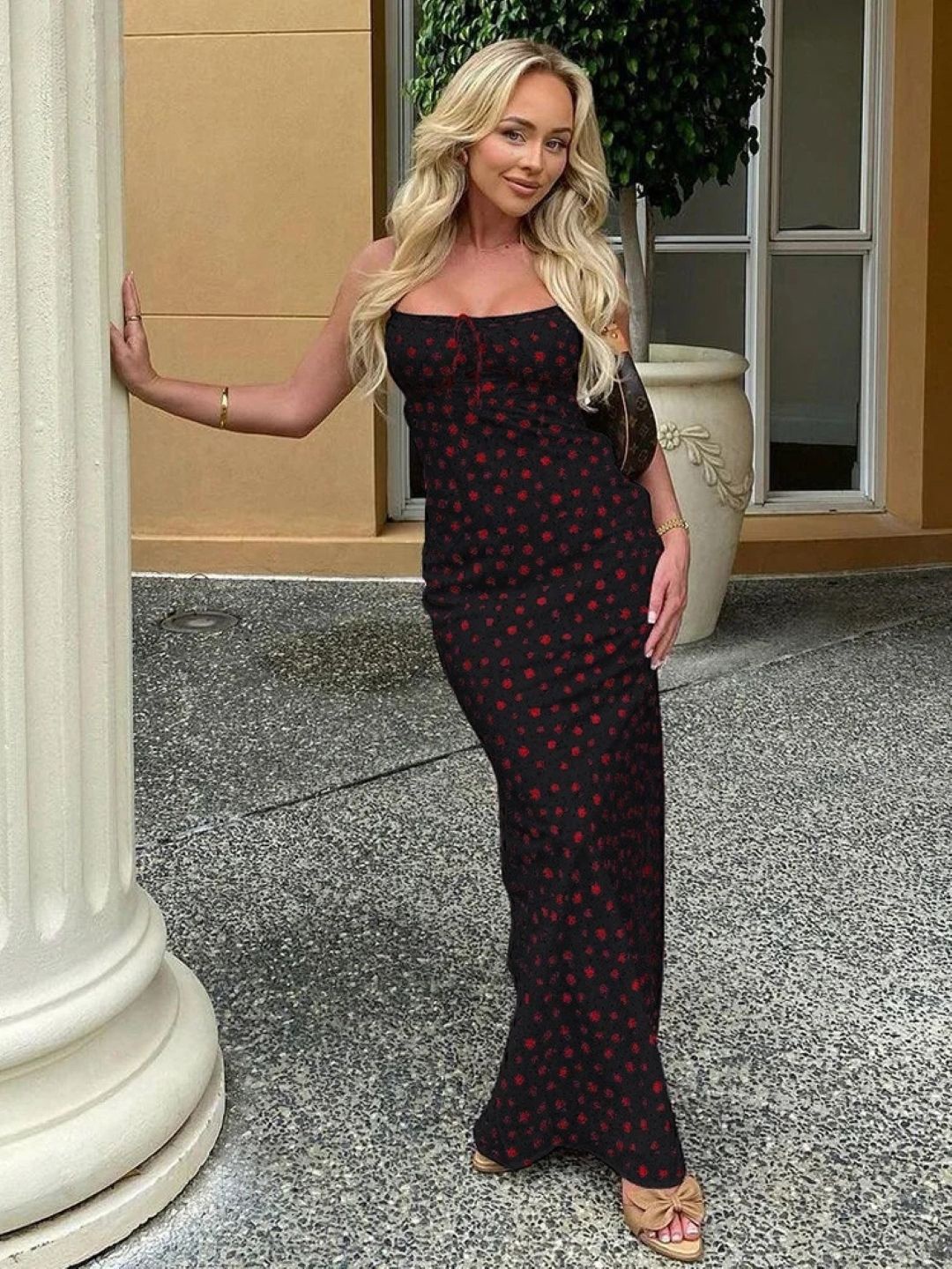 

KPOP Women Floral Printed Shoulder Straps Bodycon Maxi Dress, Black