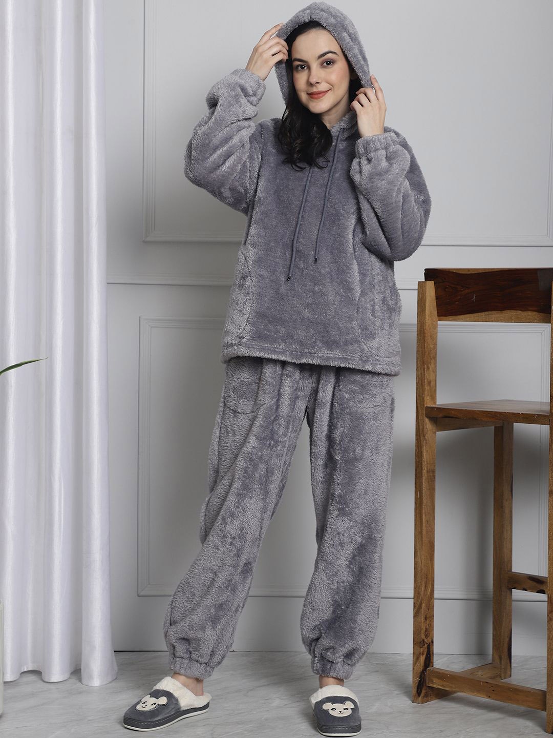 

Secret Wish Women Round Neck Night suit, Grey