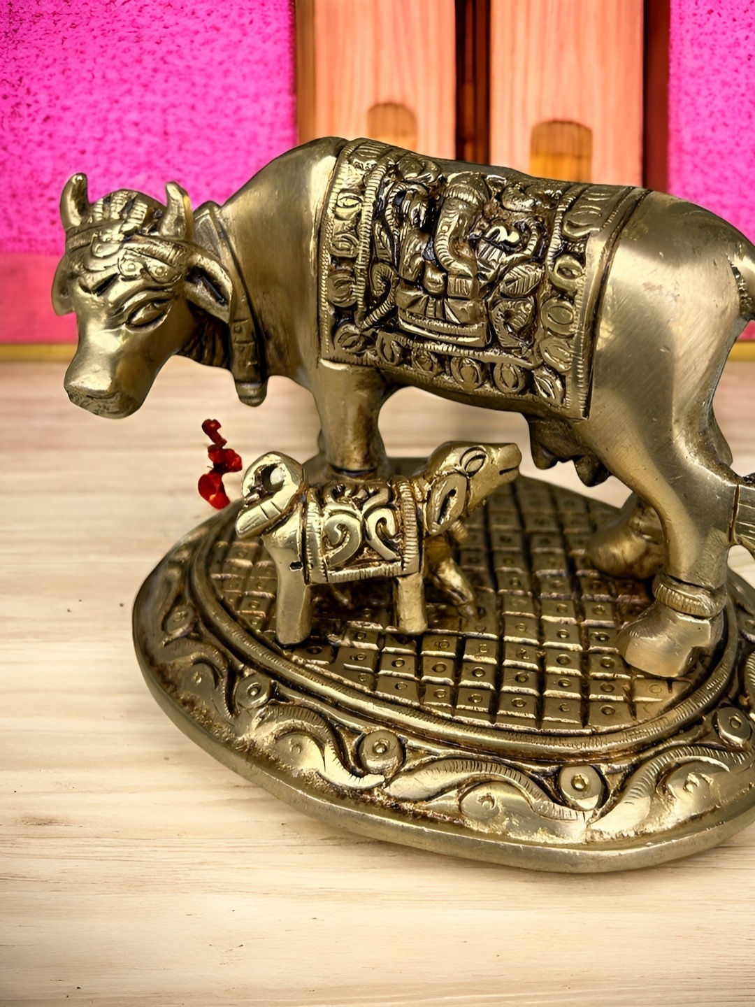 

PLAYFUL STITCHES Gold-Toned Religious Idol Showpiece