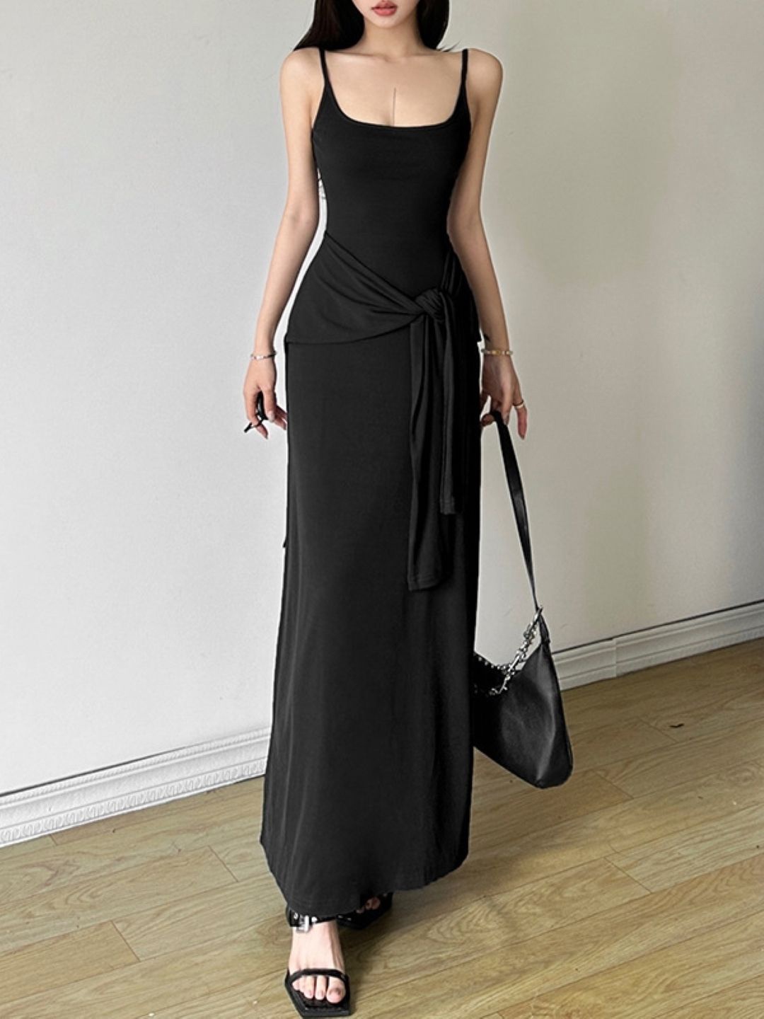 

KPOP Women Shoulder Straps Bodycon Maxi Dress, Black