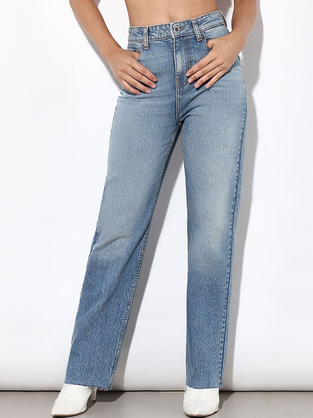 

ONLY Women Straight Fit High-Rise Light Fade Stretchable Jeans, Blue