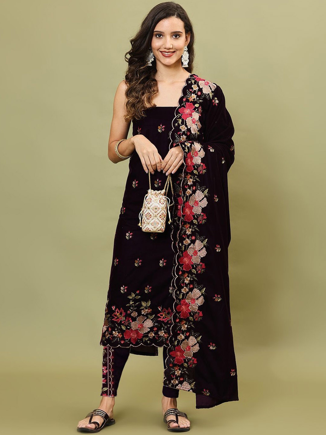 

Meena Bazaar Floral Embroidered Sequinned Velvet Unstitched Dress Material, Burgundy