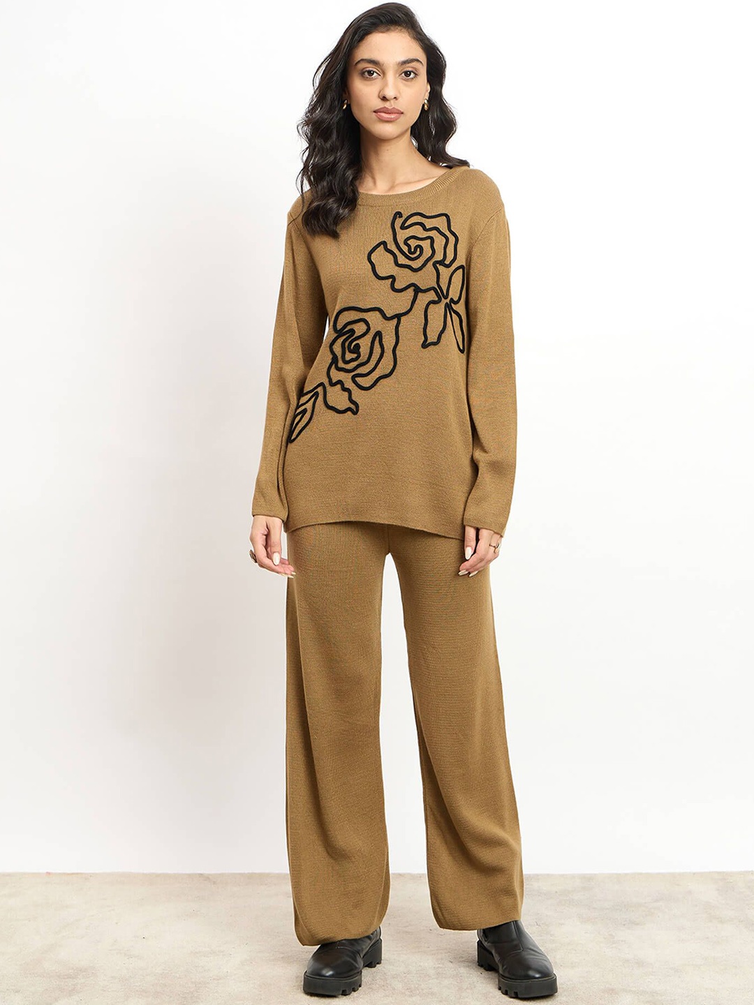 

SALT ATTIRE Floral Embroidered Round Neck Long Sleeves Sweater With Trousers, Khaki